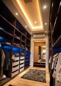 Большая открытая гардеробная комната с комбинированным наполнением Актобе